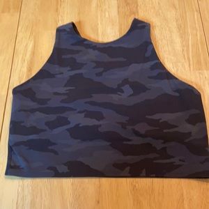 Athleta Conscious Crop Top-Black Camo